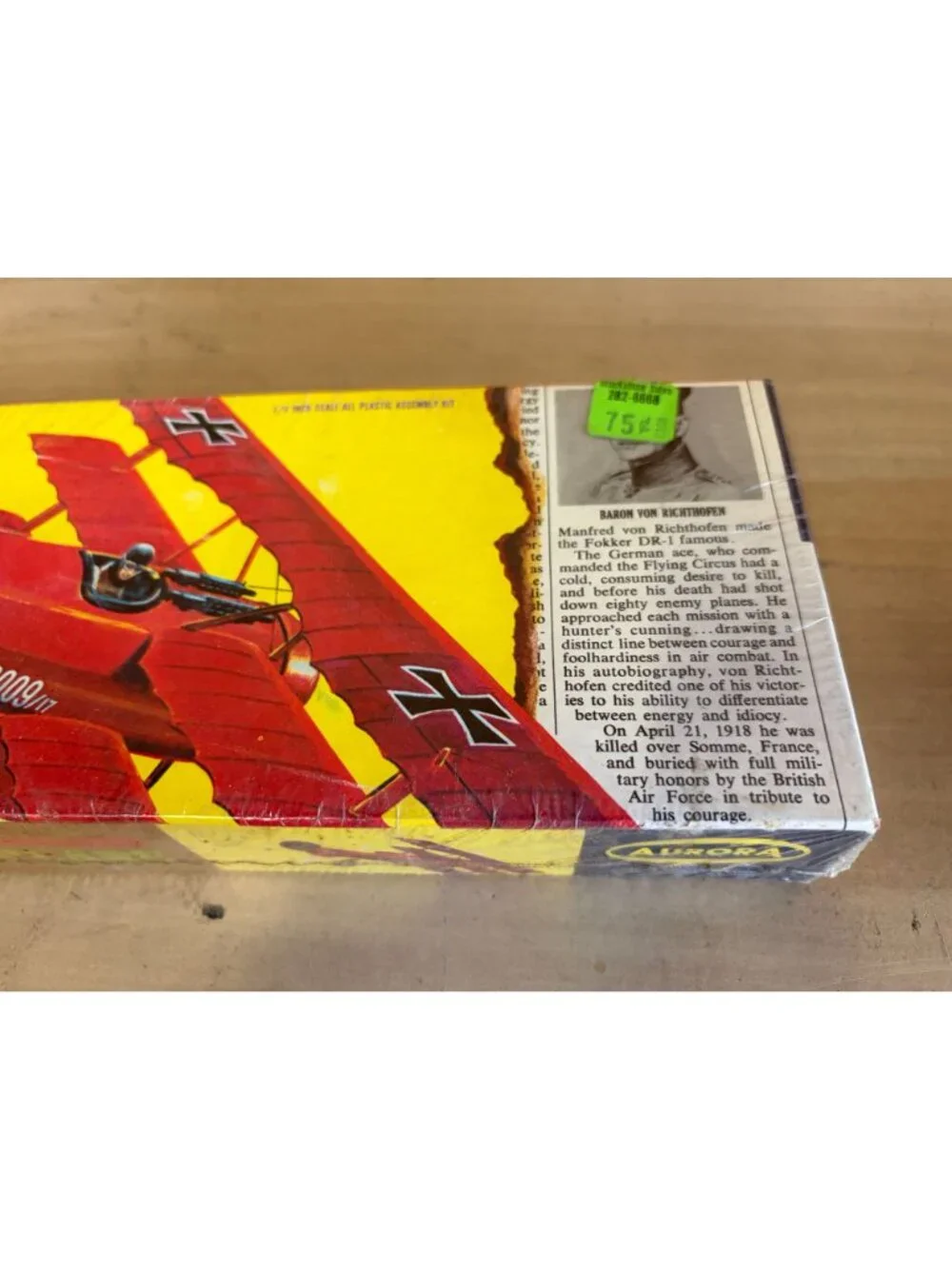 Vintage Aurora Fokker DR-1 Triplane 1:48 Scale World War I Model Airplane Kit SE
